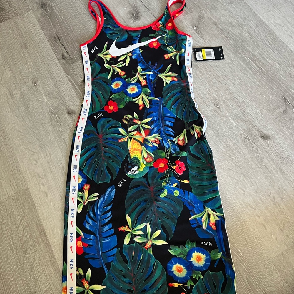 Nike dress